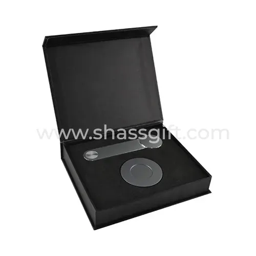Set of Magnetic Mount And Wireless Charger